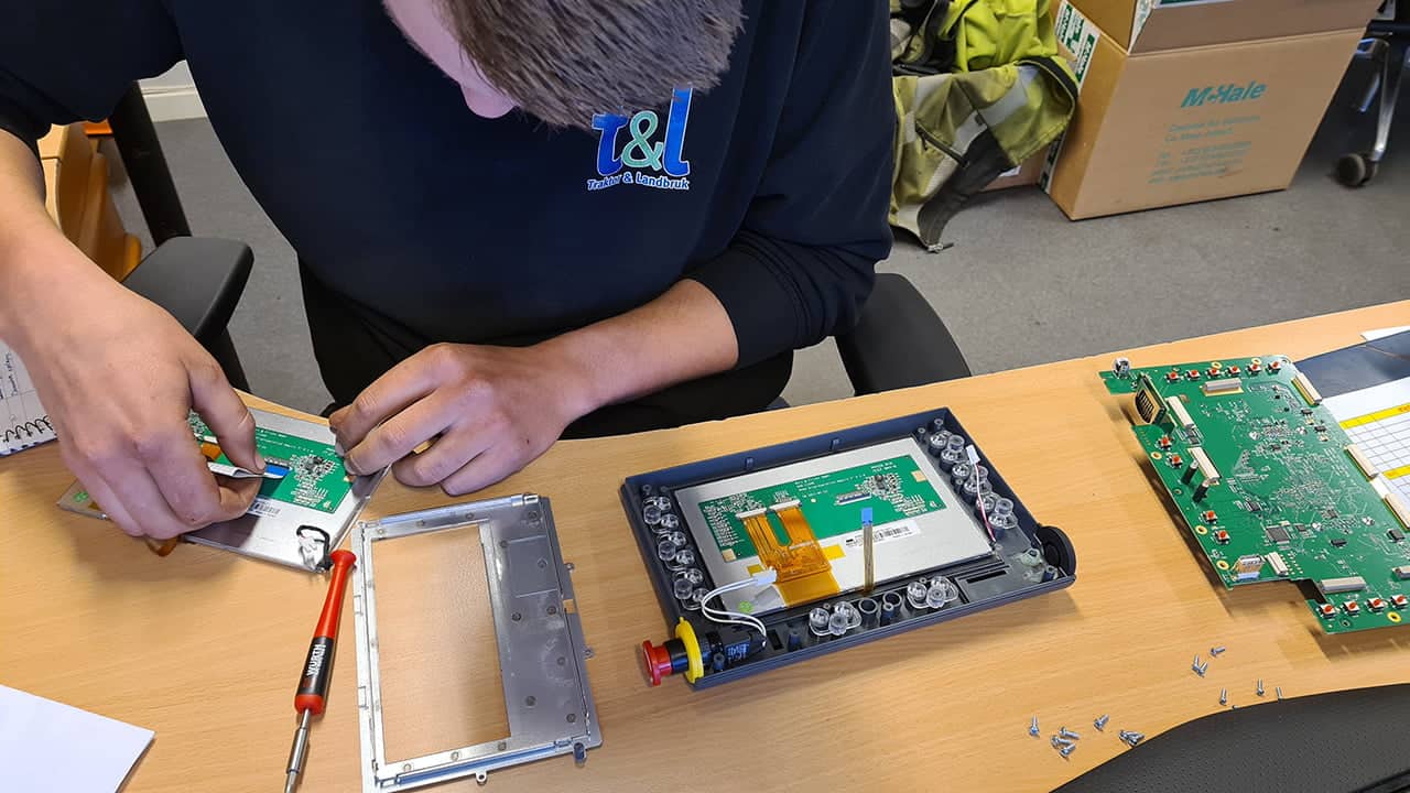 McHale Fusion styreboks 05 Sebastian